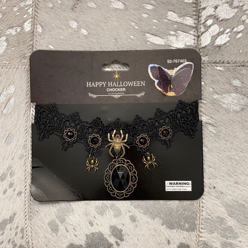 NWT Halloween Choaker